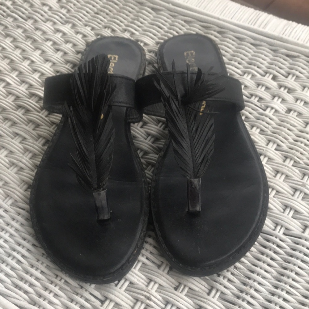 Electric Karma brand size 9 black slip on flip flops
